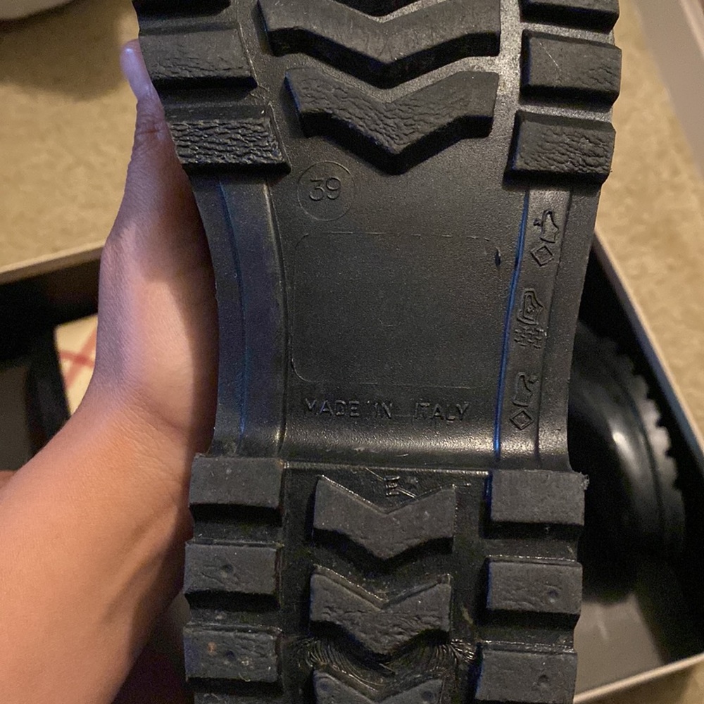 Authentic Burberry Rainboots Size 39 - Picture 3 of 4